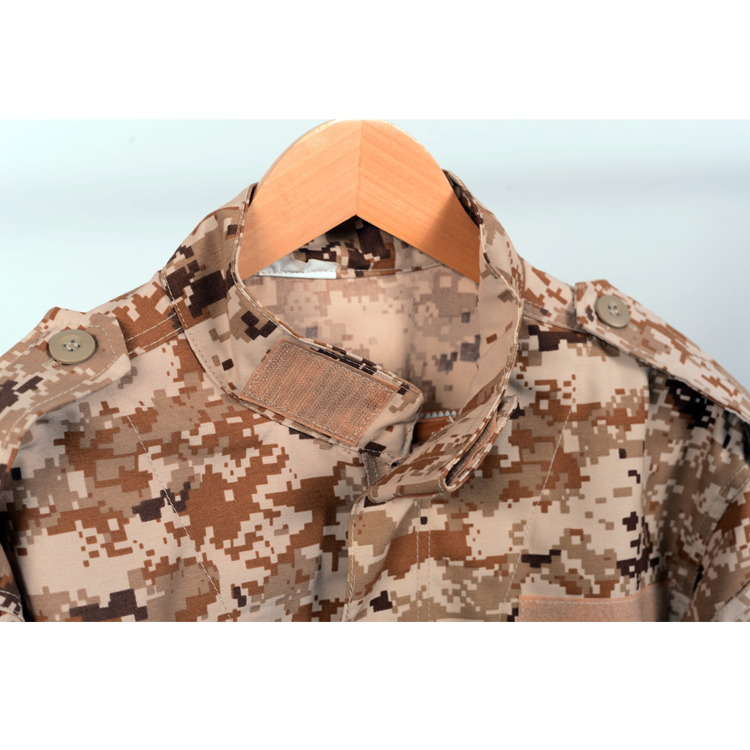 Livraison immédiate uniforme de camouflage du désert militaire uniforme numérique vêtements de camouflage militaire